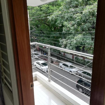 Ambrosia Guest House Dhaka Extérieur photo