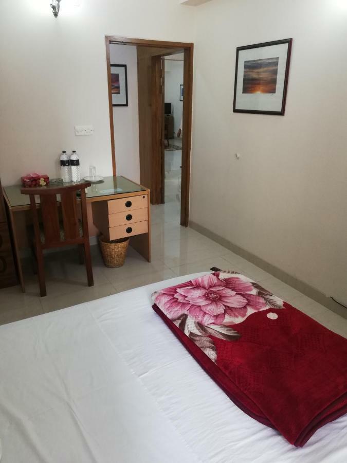 Ambrosia Guest House Dhaka Extérieur photo