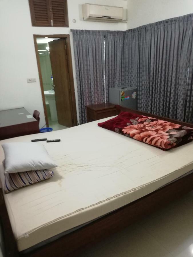 Ambrosia Guest House Dhaka Extérieur photo