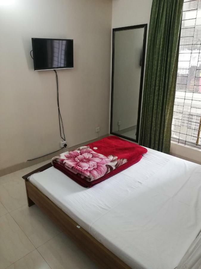 Ambrosia Guest House Dhaka Extérieur photo
