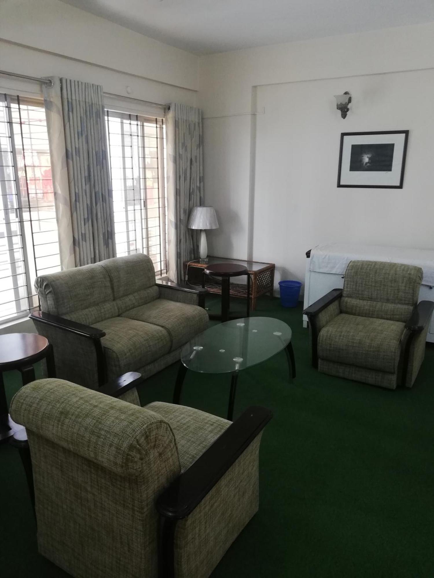 Ambrosia Guest House Dhaka Extérieur photo
