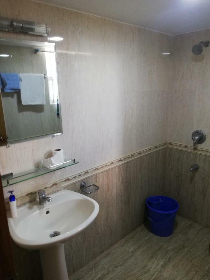 Ambrosia Guest House Dhaka Extérieur photo
