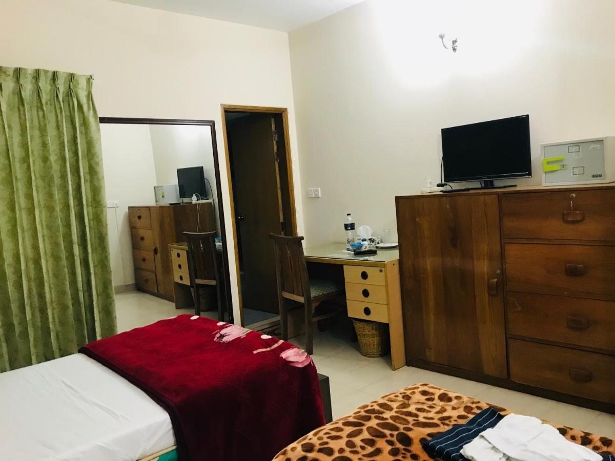Ambrosia Guest House Dhaka Extérieur photo