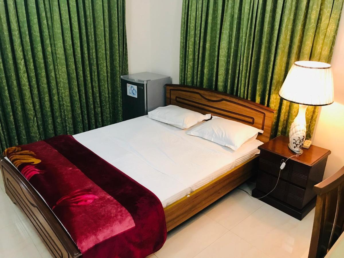 Ambrosia Guest House Dhaka Extérieur photo